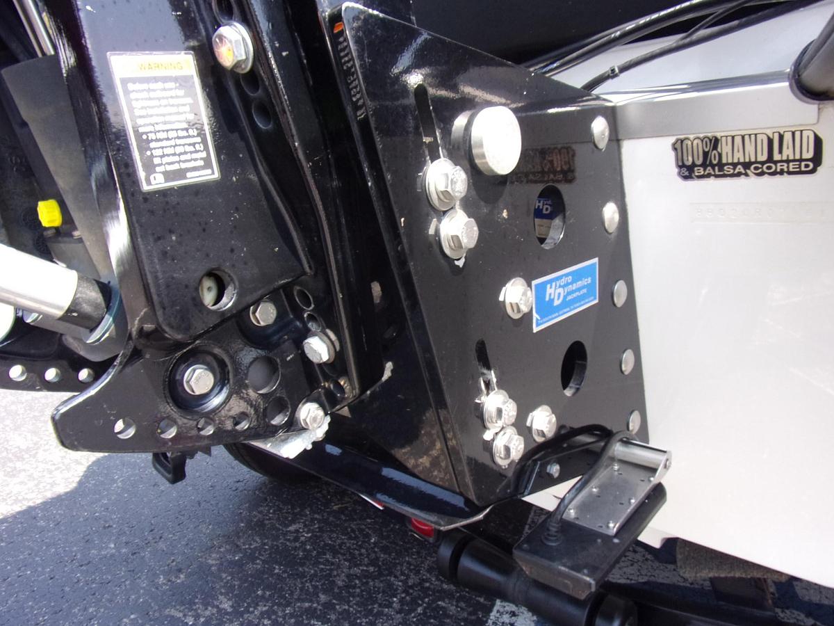 Used 2017 Bullet 20 XRD - with Spot Lock, turret pole, 3 units, Livescope and more