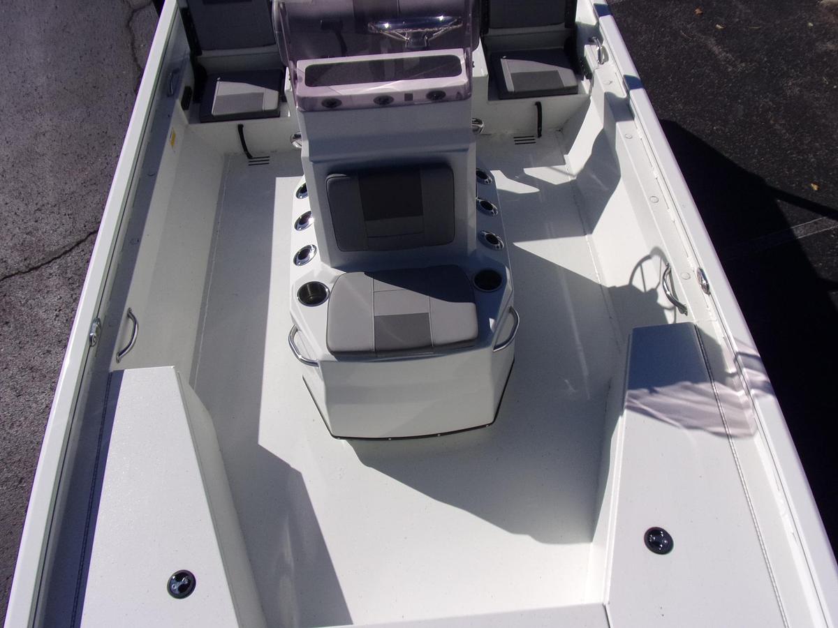 Used 2022 Lowe 20 Bay with Mercury 150 Pro XS ONLY 9 HOURS and 2 year warranty