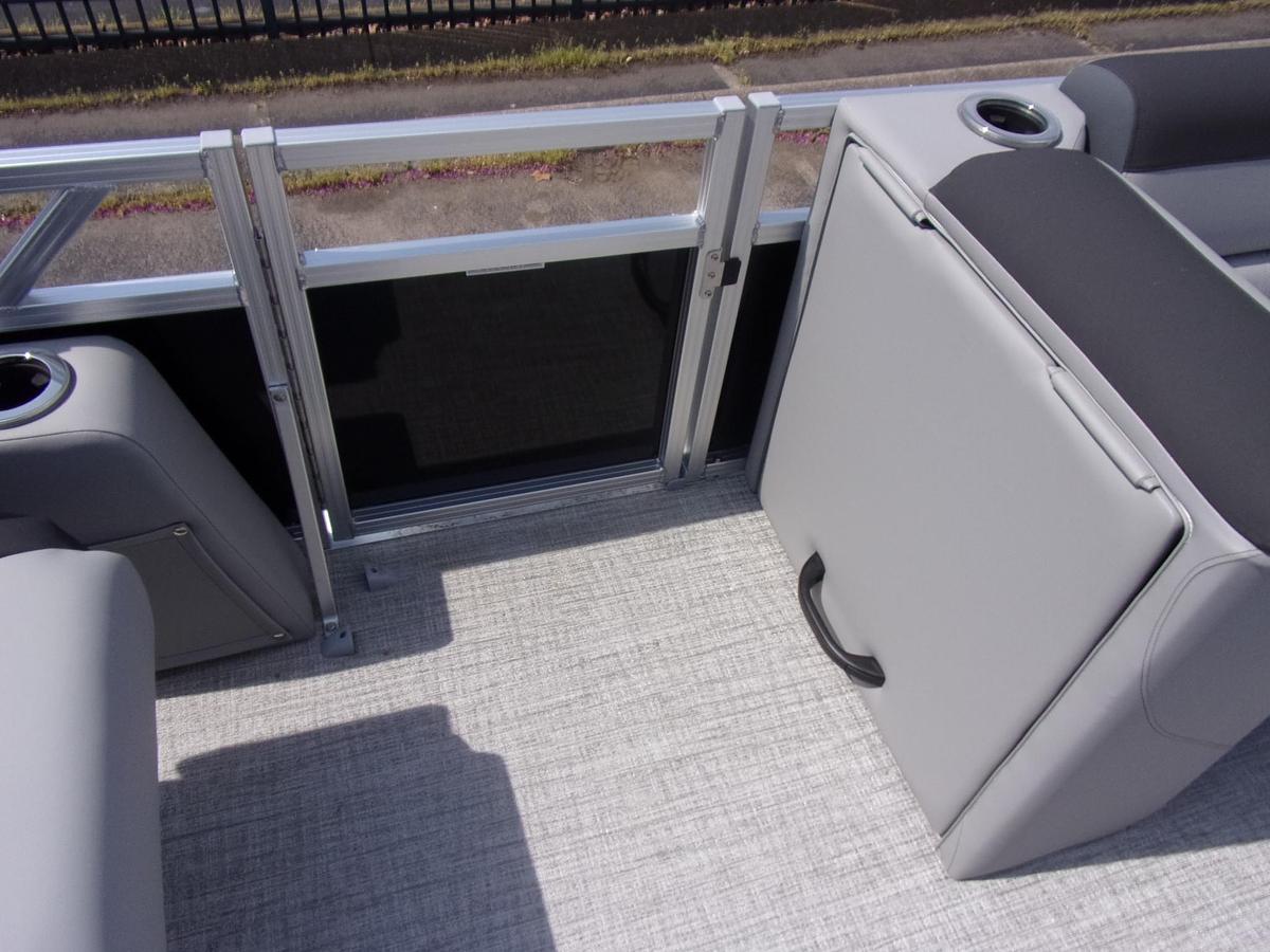 2026 Avalon Venture 85 Quad triple log with trailer