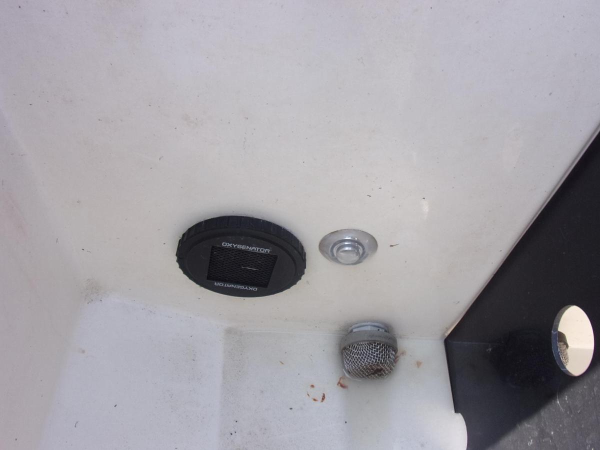 Used 2017 Bullet 20 XRD - with Spot Lock, turret pole, 3 units, Livescope and more