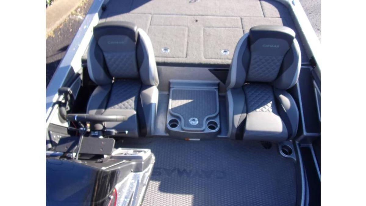 Used 2022 Caymas CX 21