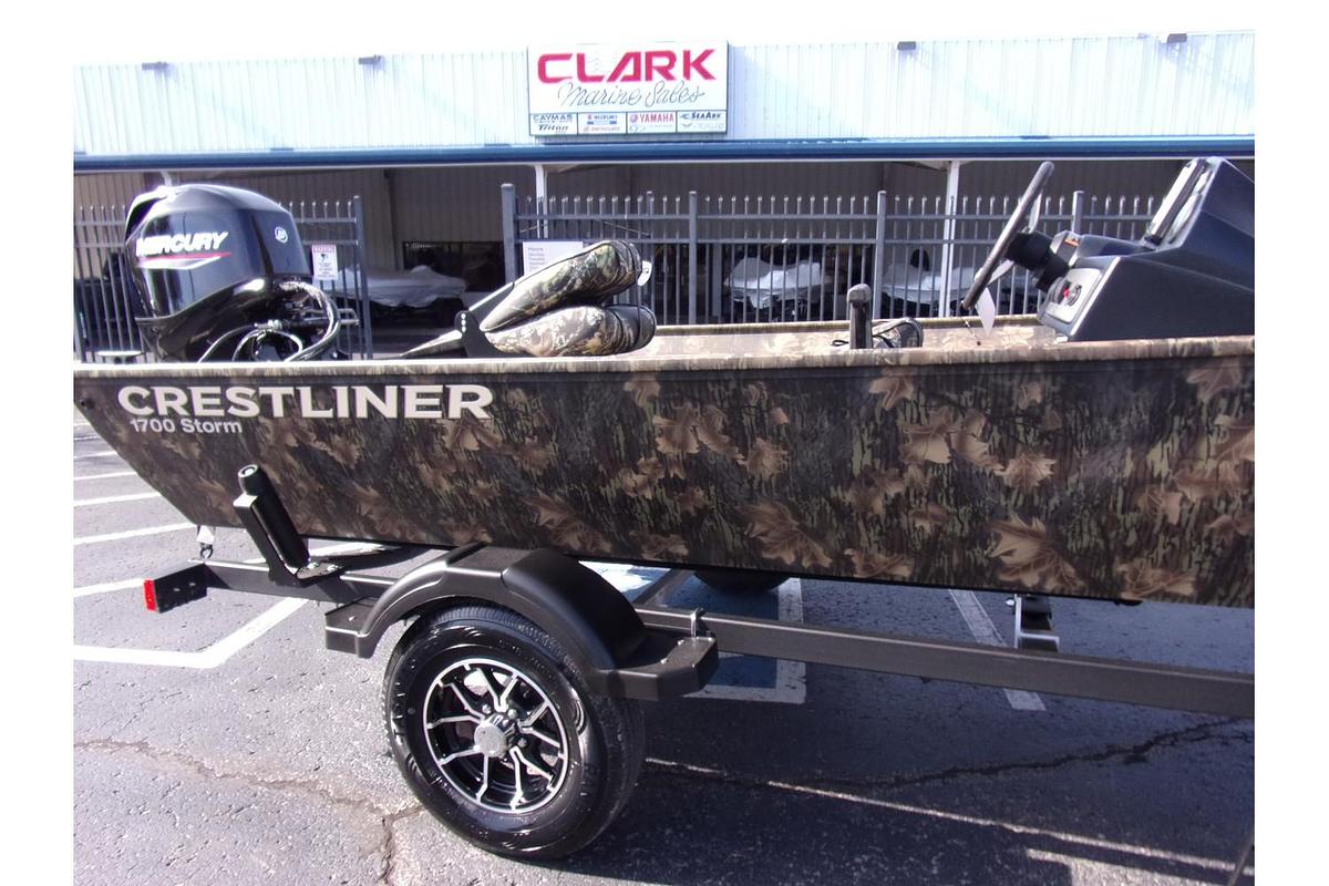 2025 Crestliner 1700 Storm jet drive