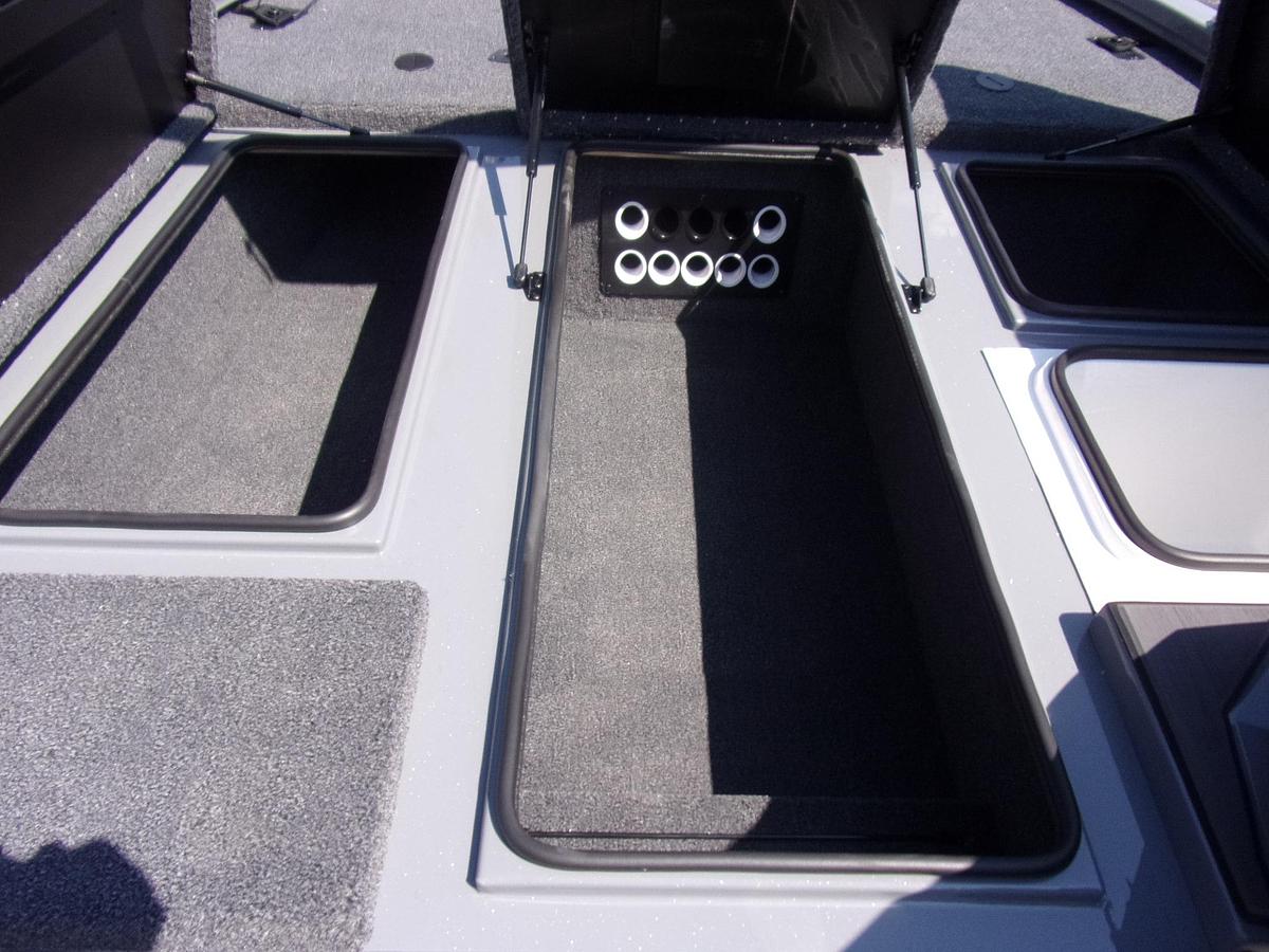 2027 Vexus AVX 1880