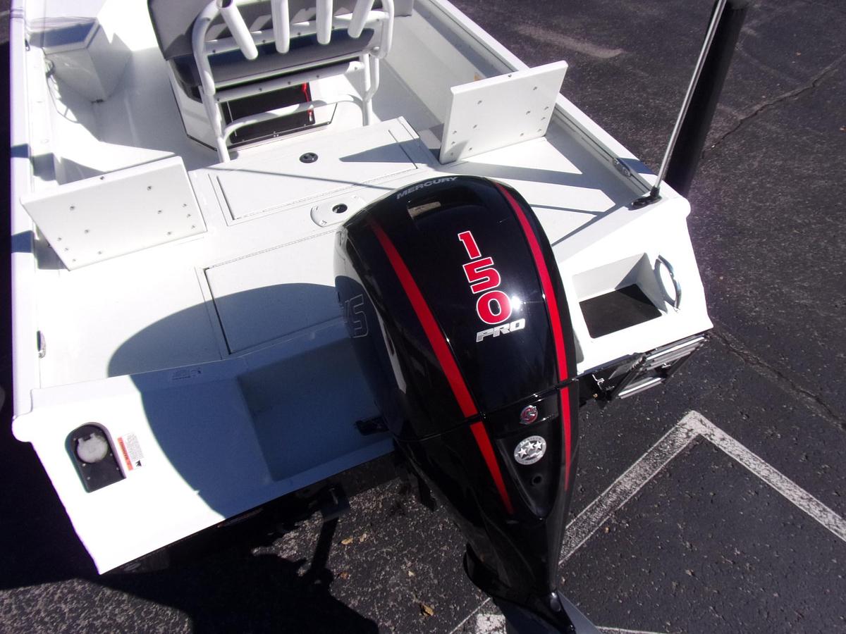 Used 2022 Lowe 20 Bay with Mercury 150 Pro XS ONLY 9 HOURS and 2 year warranty