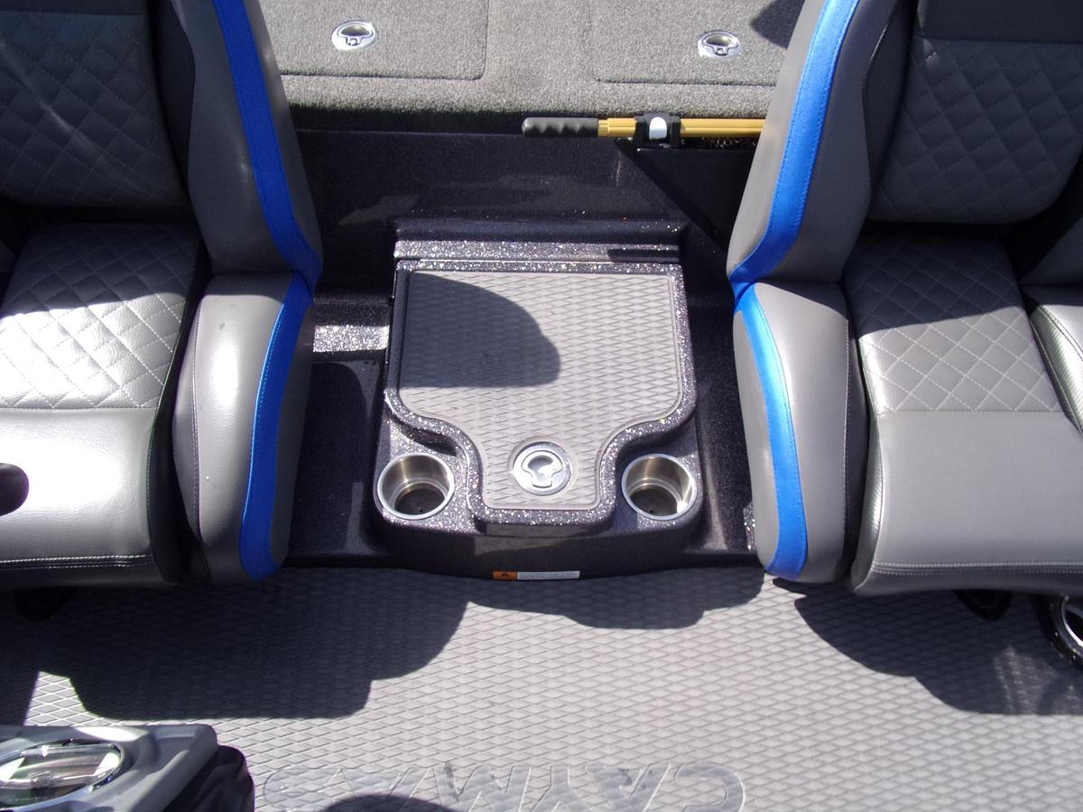 Used 2022 Caymas CX 2o Pro with Mercury 250 L Pro XS