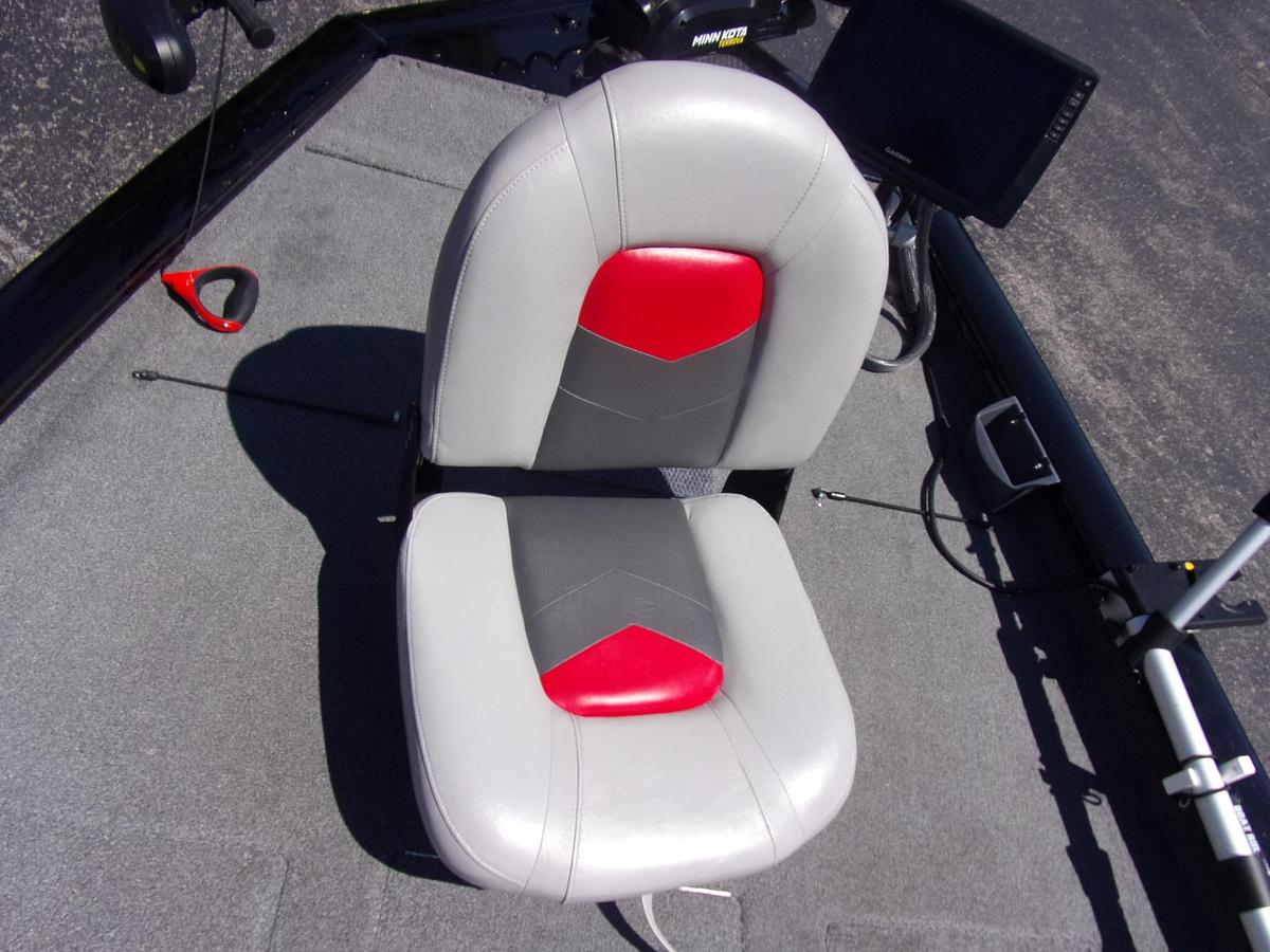 Used 2016 Tracker 175 TXW