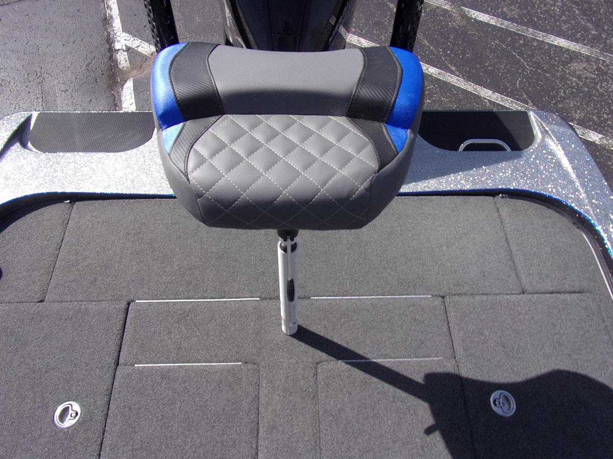 Used 2022 Caymas CX 2o Pro with Mercury 250 L Pro XS