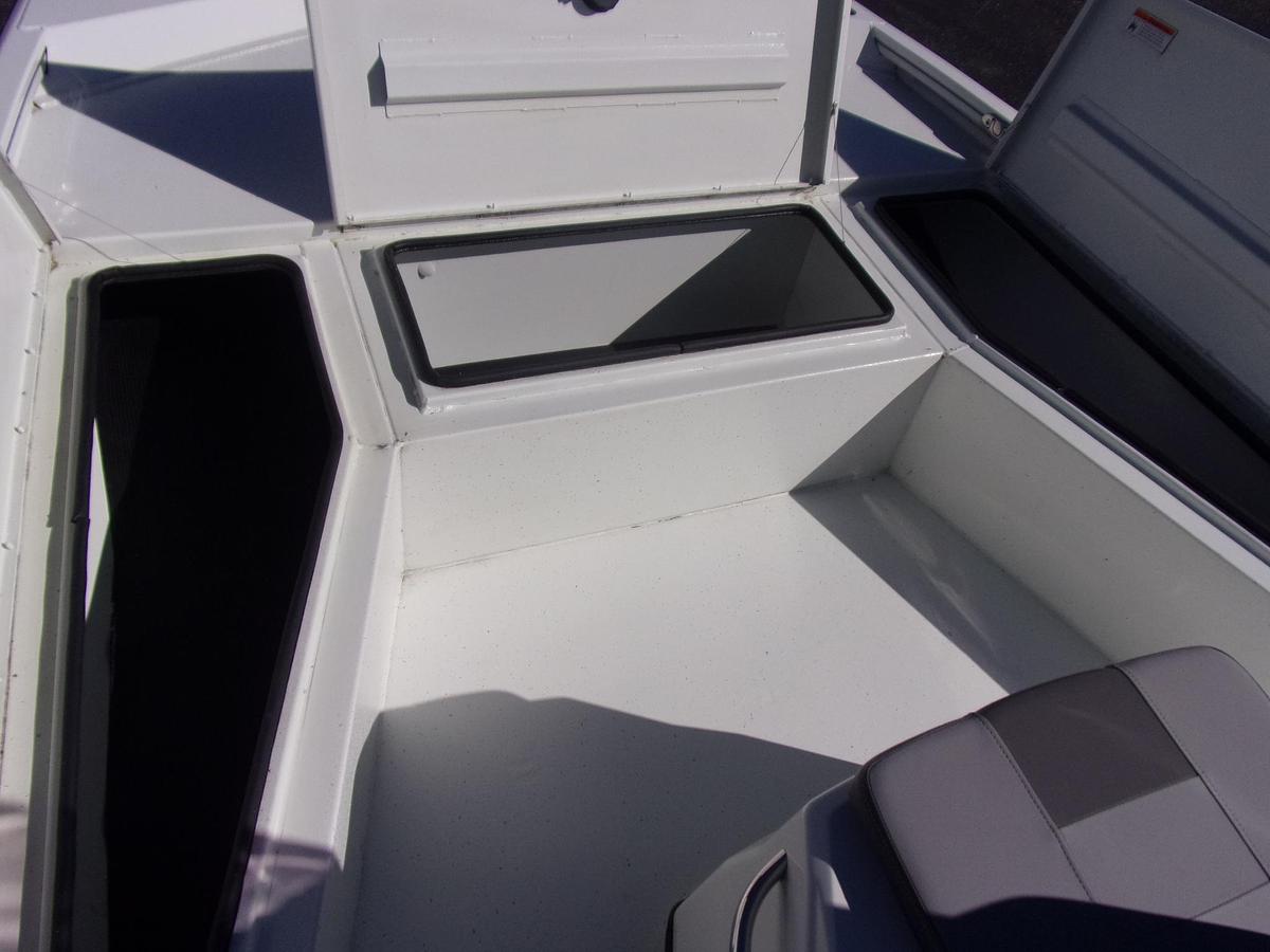 Used 2022 Lowe 20 Bay with Mercury 150 Pro XS ONLY 9 HOURS and 2 year warranty