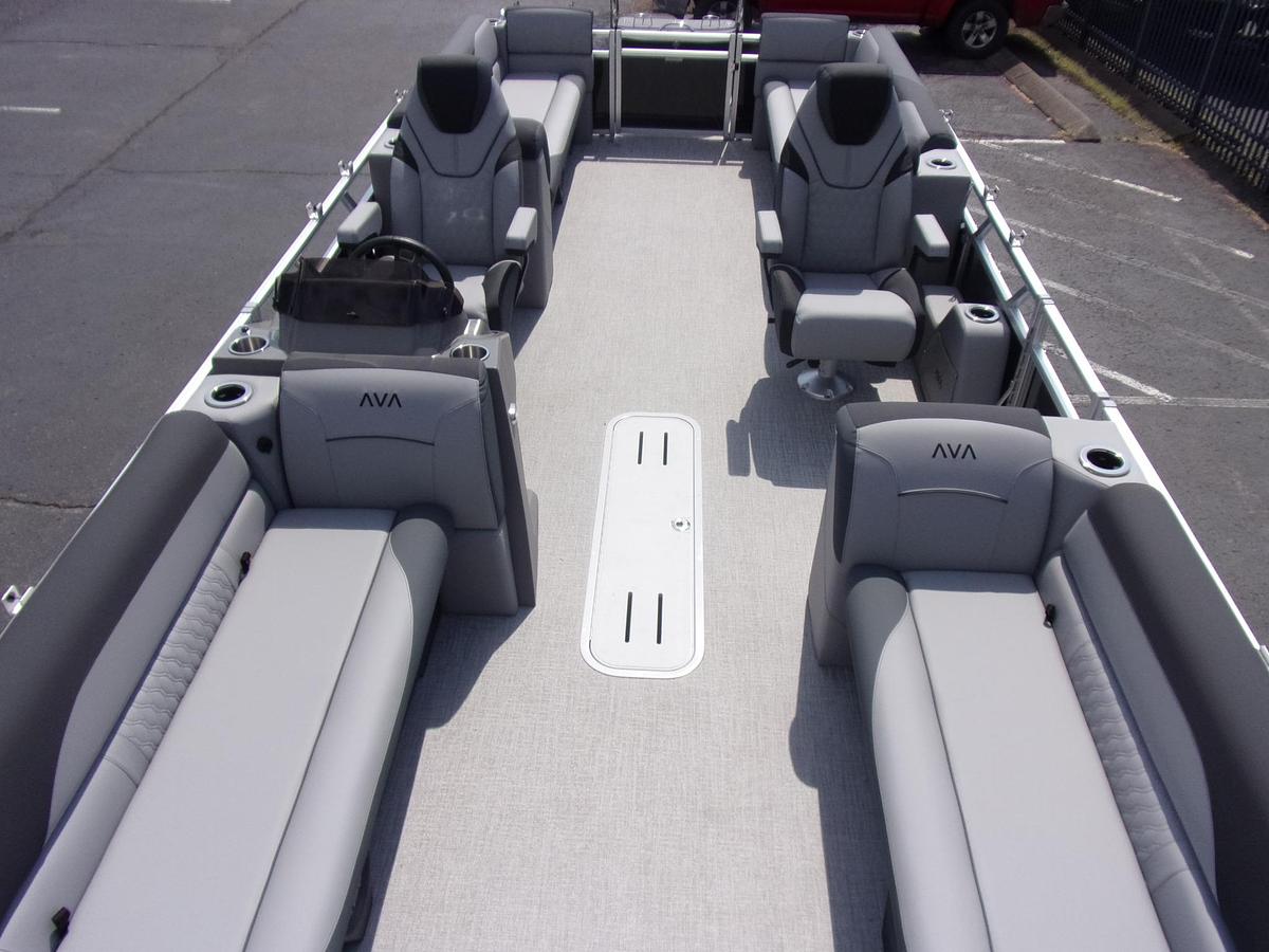 2026 Avalon Venture 85 Quad triple log with trailer