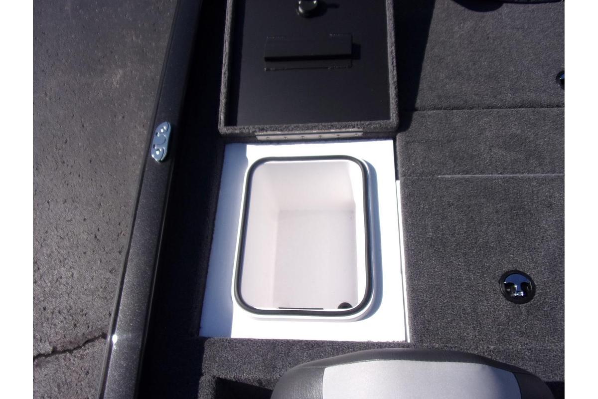 2026 Vexus AVX 189 Defender