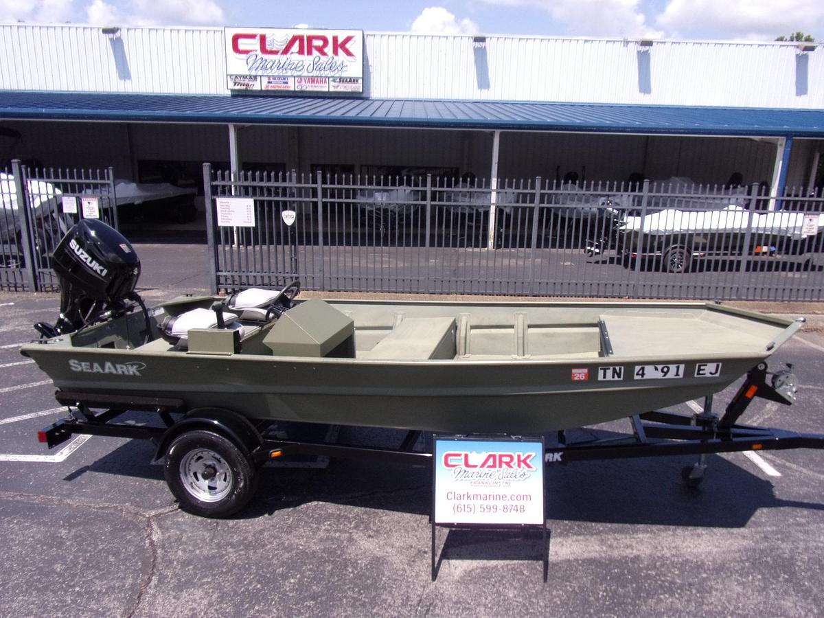 Used 2015 SeaArk 1652 Side Console with low hour, 2023 Suzuki DF 50 4-stroke