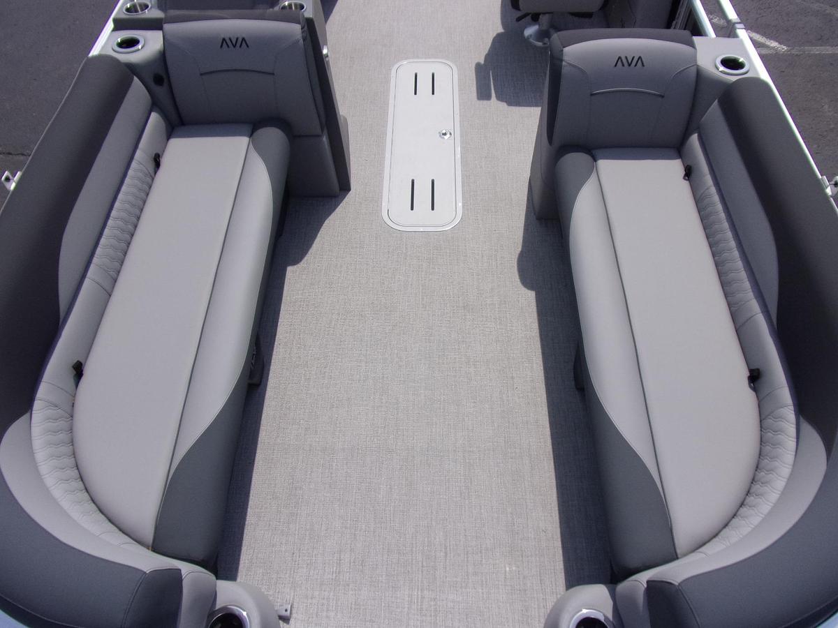 2026 Avalon Venture 85 Quad triple log with trailer