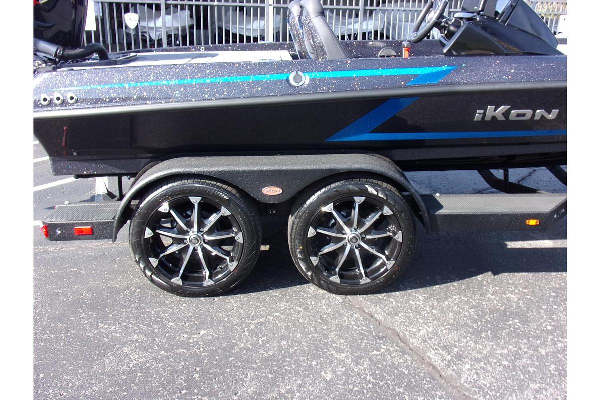 2025 iKon LX 20