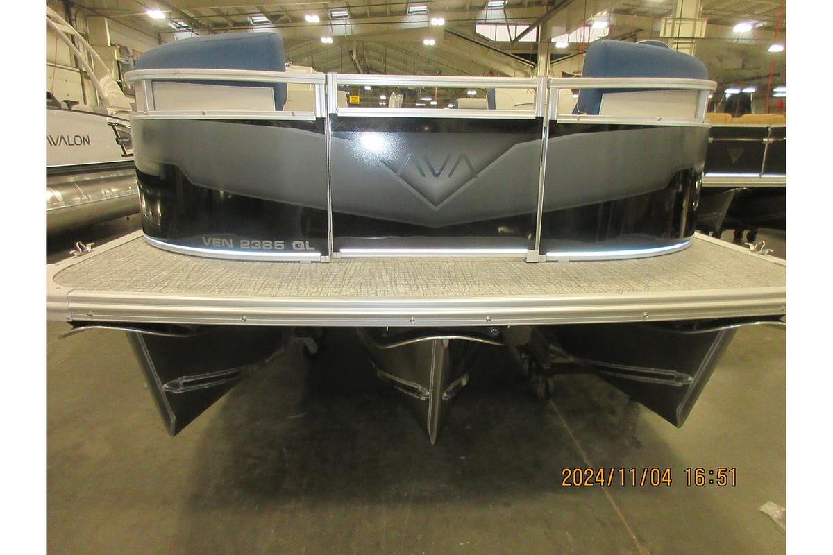 2025 Avalon Venture 85 Quad triple log with trailer