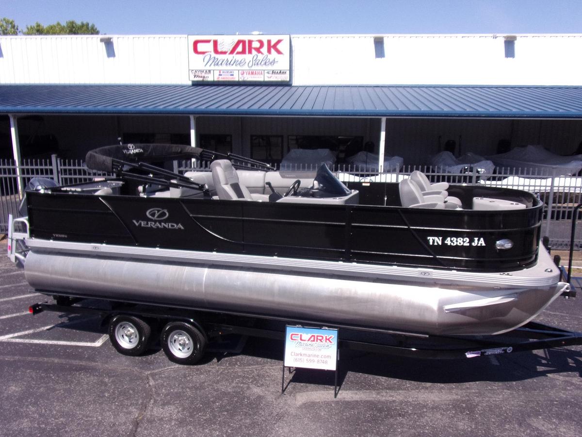 Used 2024 Veranda VF22F4 triple log with Yamaha F 150 LC and trailer