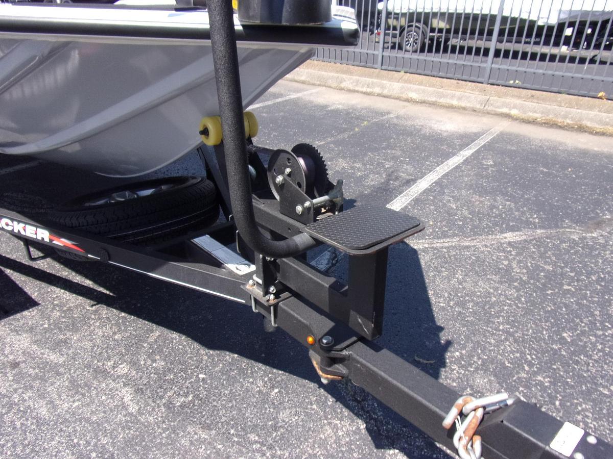 Used 2022 Tracker 195 Pro Tour Edition with Mercury 115 Pro XS with only 44 hours