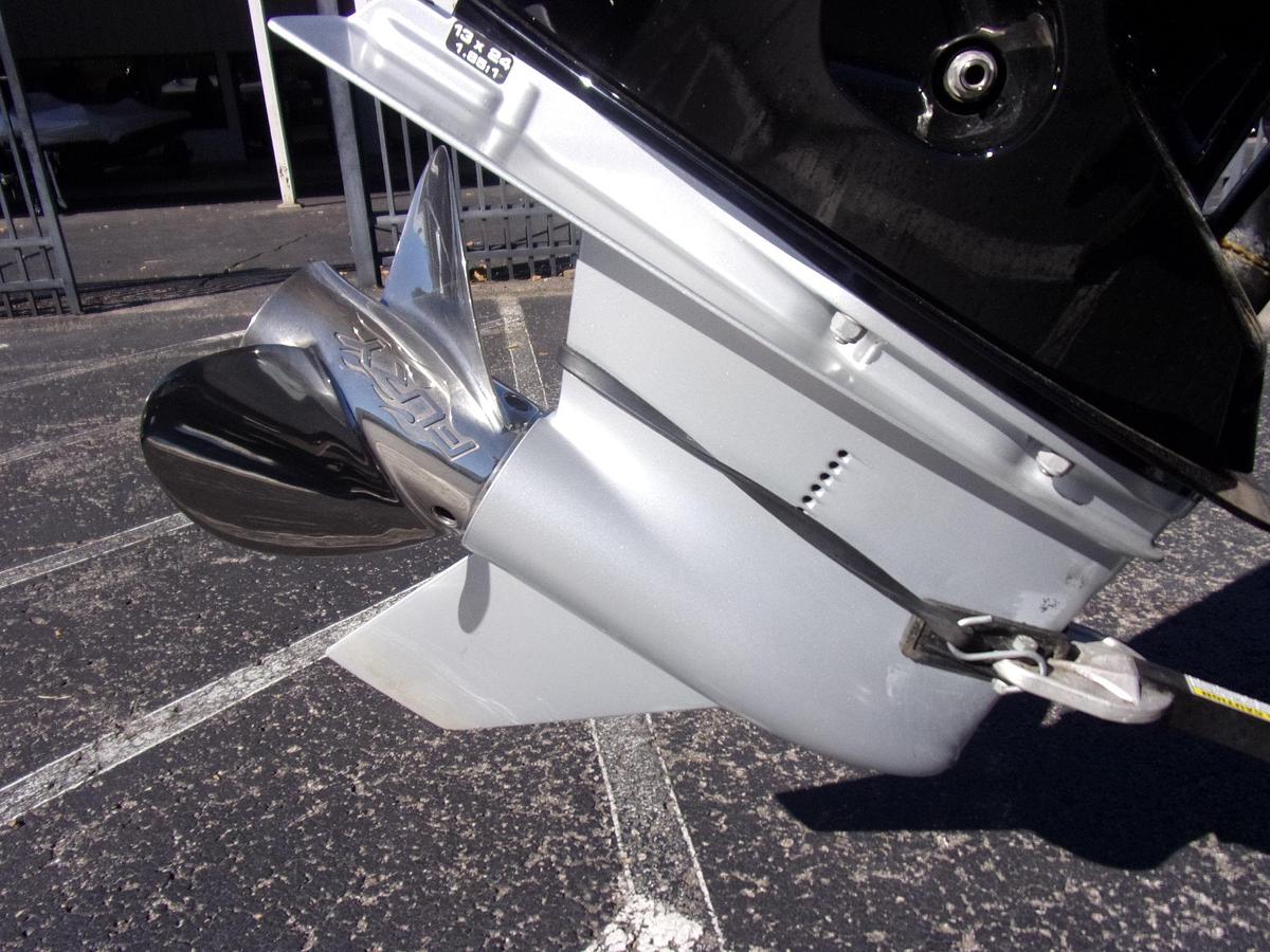 Used 2019 Falcon F 195 with 2024 Mercury 200 Pro XS w/27 hours and Platinum warranty until 2030