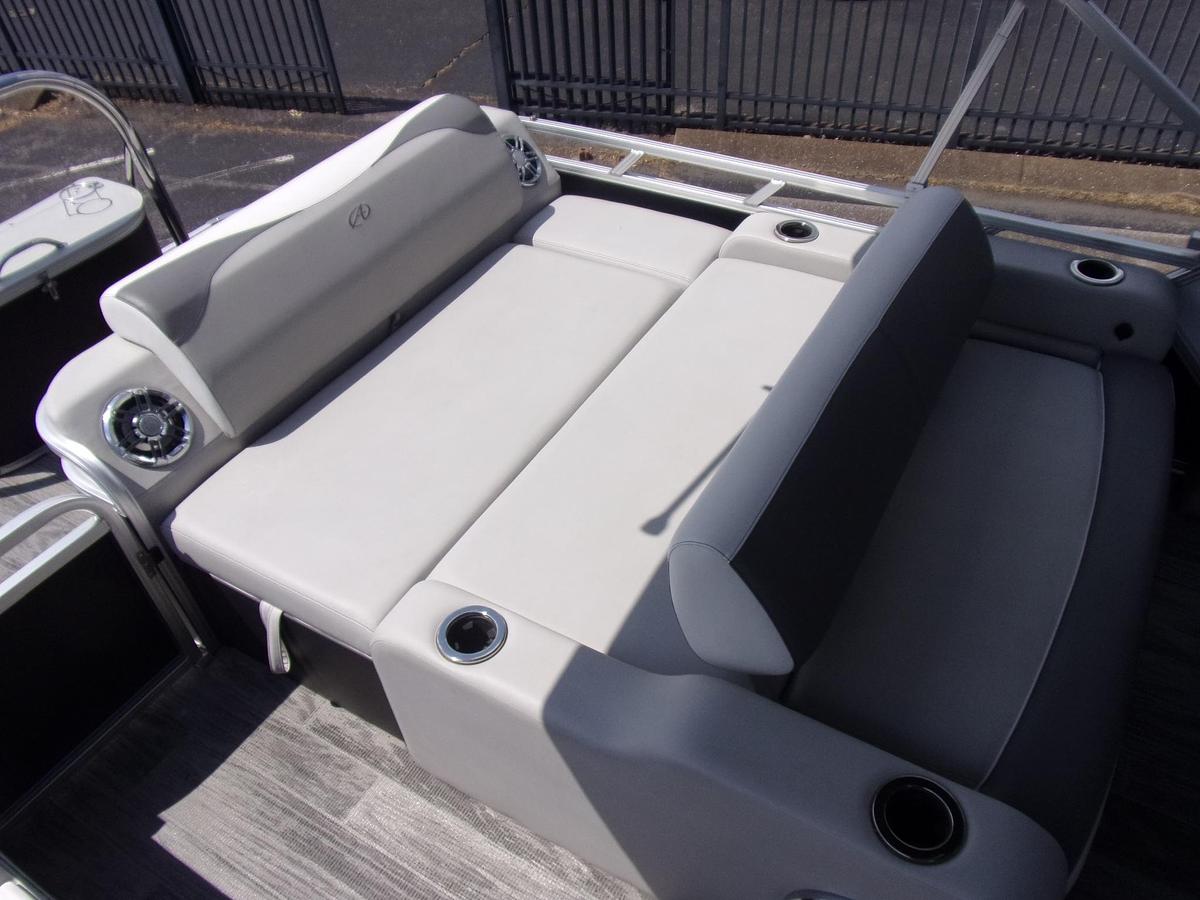 New 2024 Avalon LSZ 2585 VRL with Suzuki DF 250