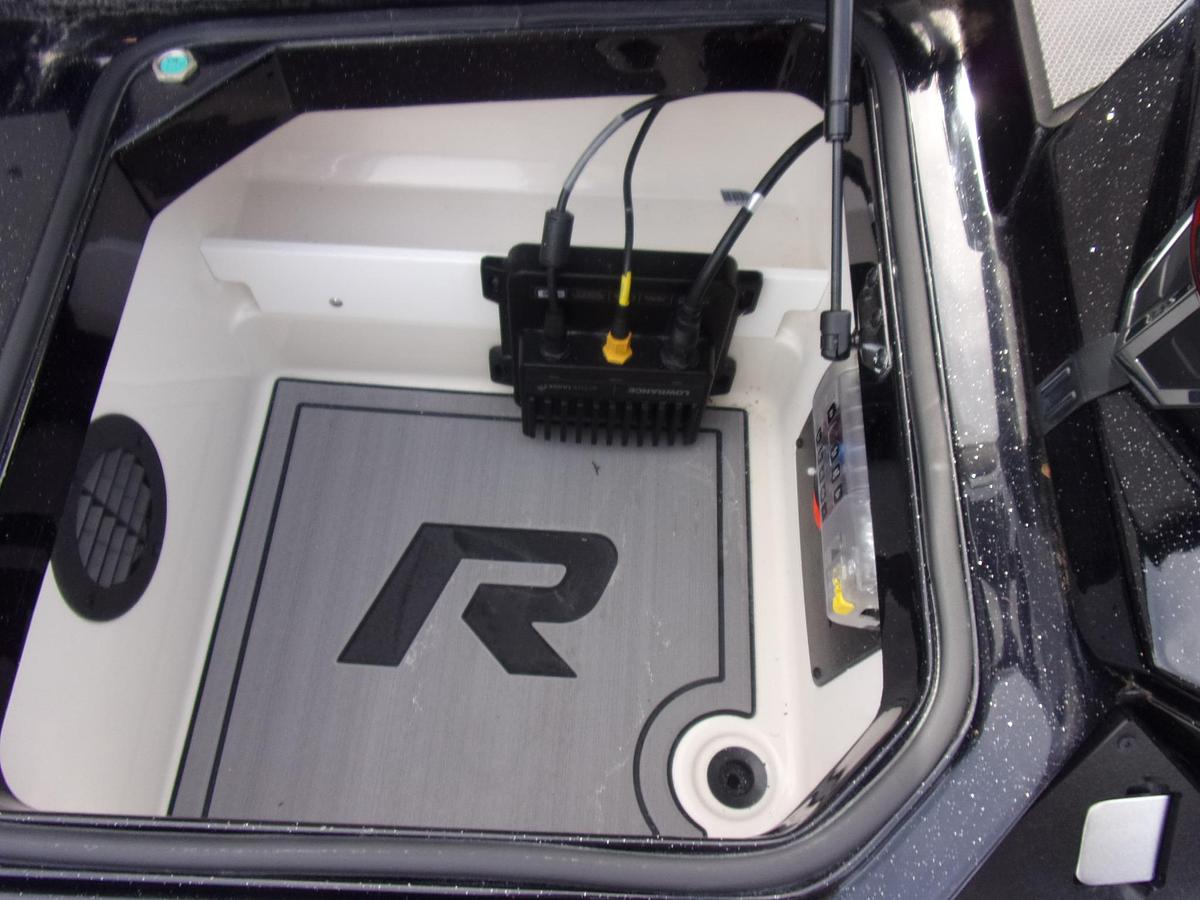 Used 2024 Ranger Z 521 R Ranger Cup with POINT 1 engine hour (not 1 hr - point 1 hr)!