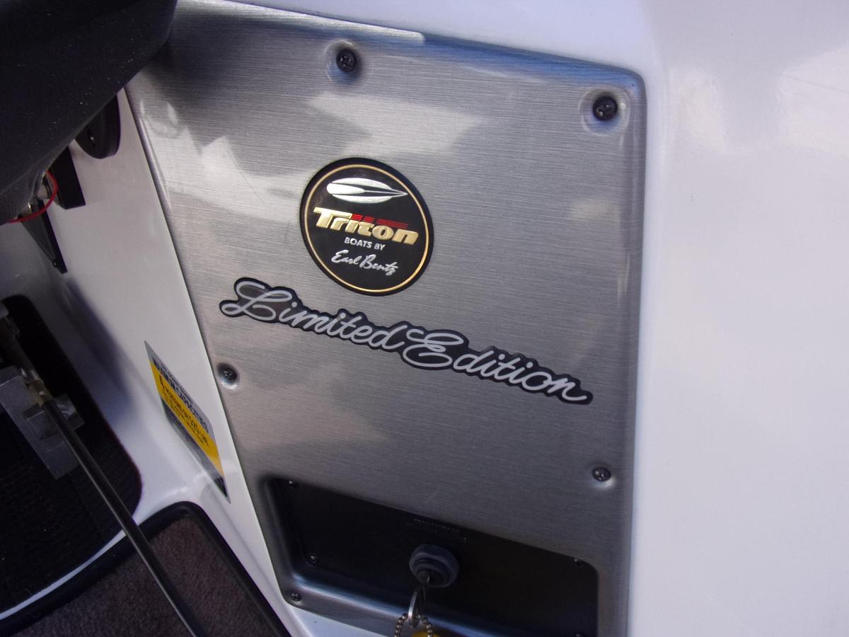 Used 2006 Triton TR 186 with Mercury 150 Optimax - 82 hours!