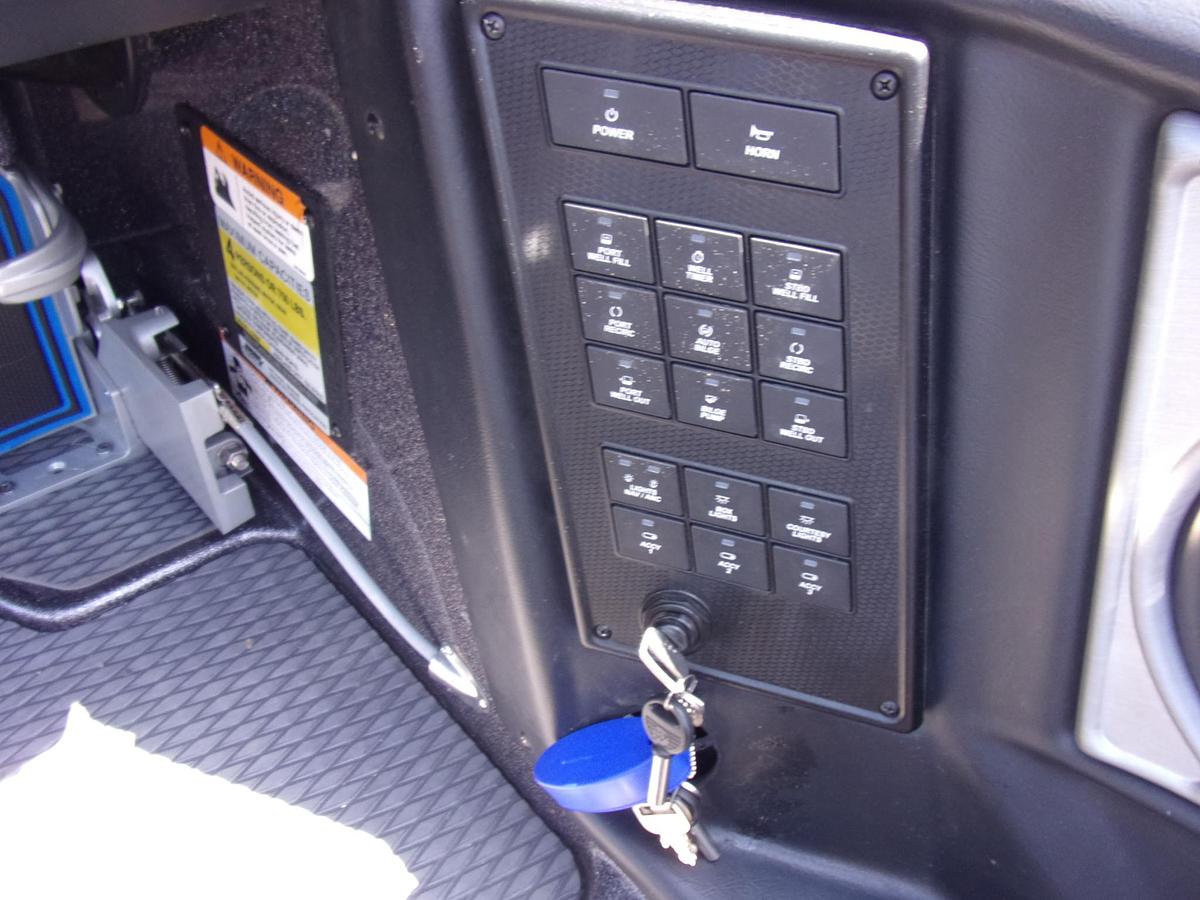 Used 2020 Caymas CX 20 with Mercury 250 L Pro XS