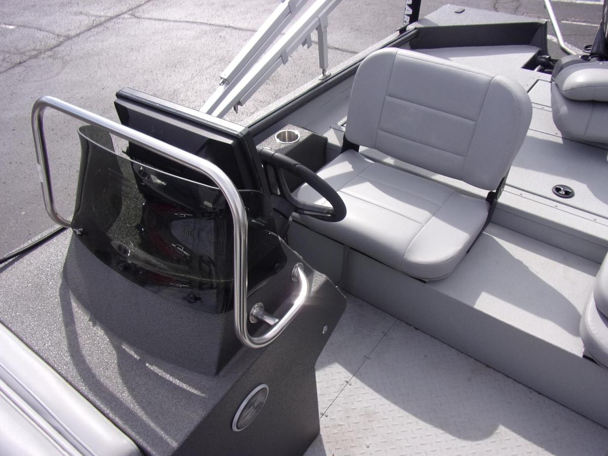 Used 2022 SeaArk Big Easy - with only 3 hours!