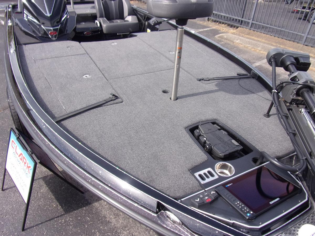 Used 2024 Ranger Z 521 R Ranger Cup with POINT 1 engine hour (not 1 hr - point 1 hr)!