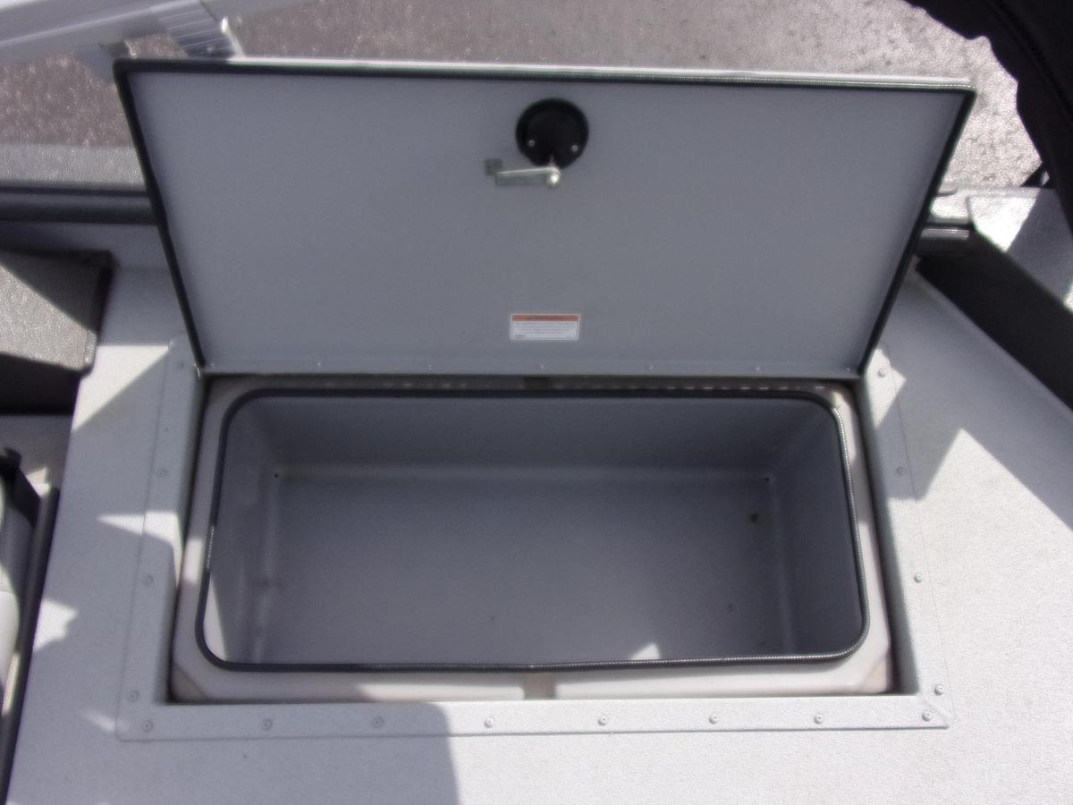 Used 2022 SeaArk Big Easy - with only 3 hours!