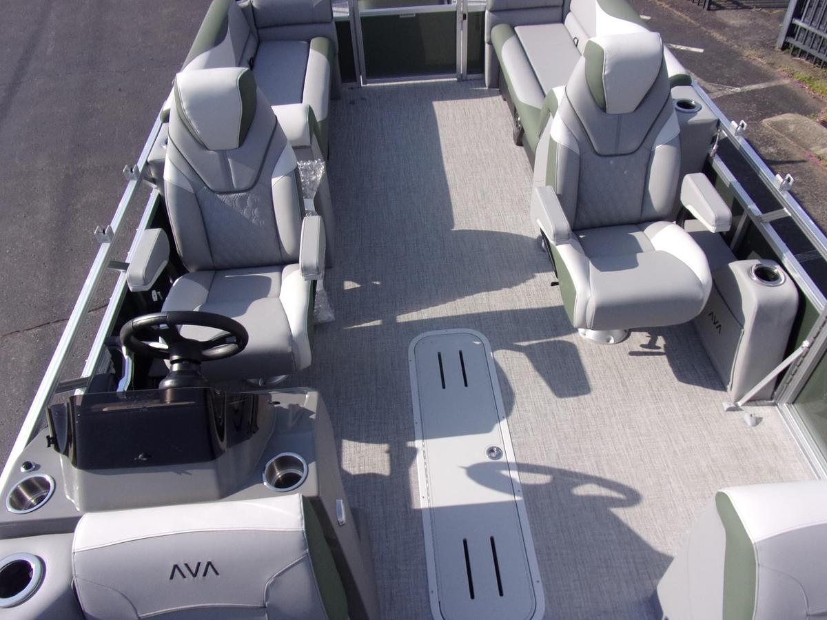 2026 Avalon Venture 85 Quad triple log with trailer