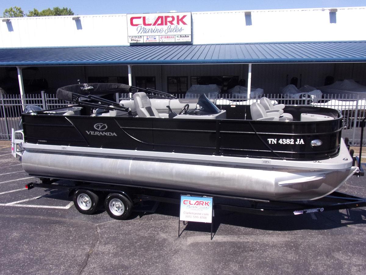 Used 2024 Veranda VF22F4 triple log with Yamaha F 150 LC and trailer