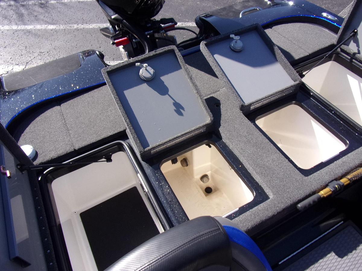 Used 2022 Caymas CX 21 with Mercury 250 L Pro XS