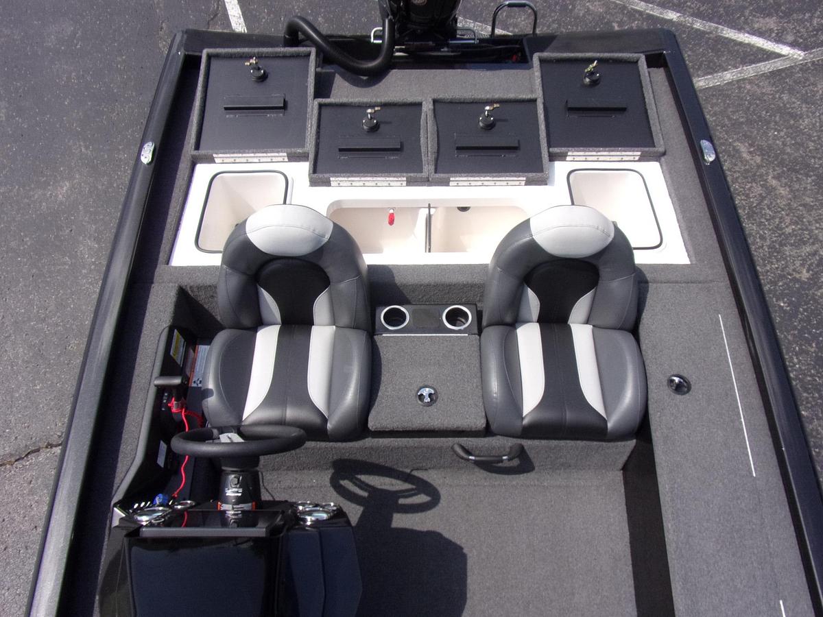Used 2022 Vexus AVX 189 C