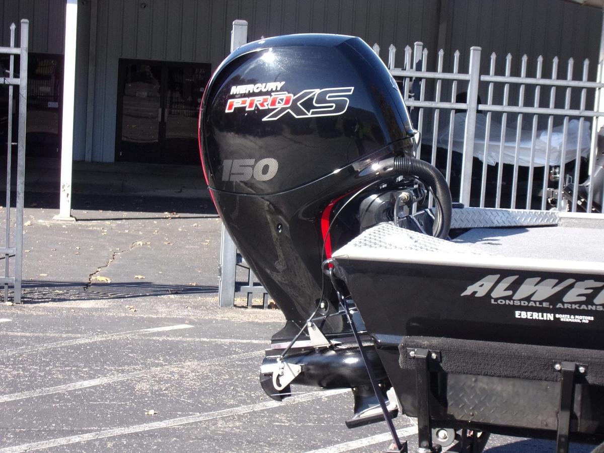 Used 2023 Alweld 1860 VV FC with Mercury 150 Pro XS Jet with warranty and MinnKota Ultrex