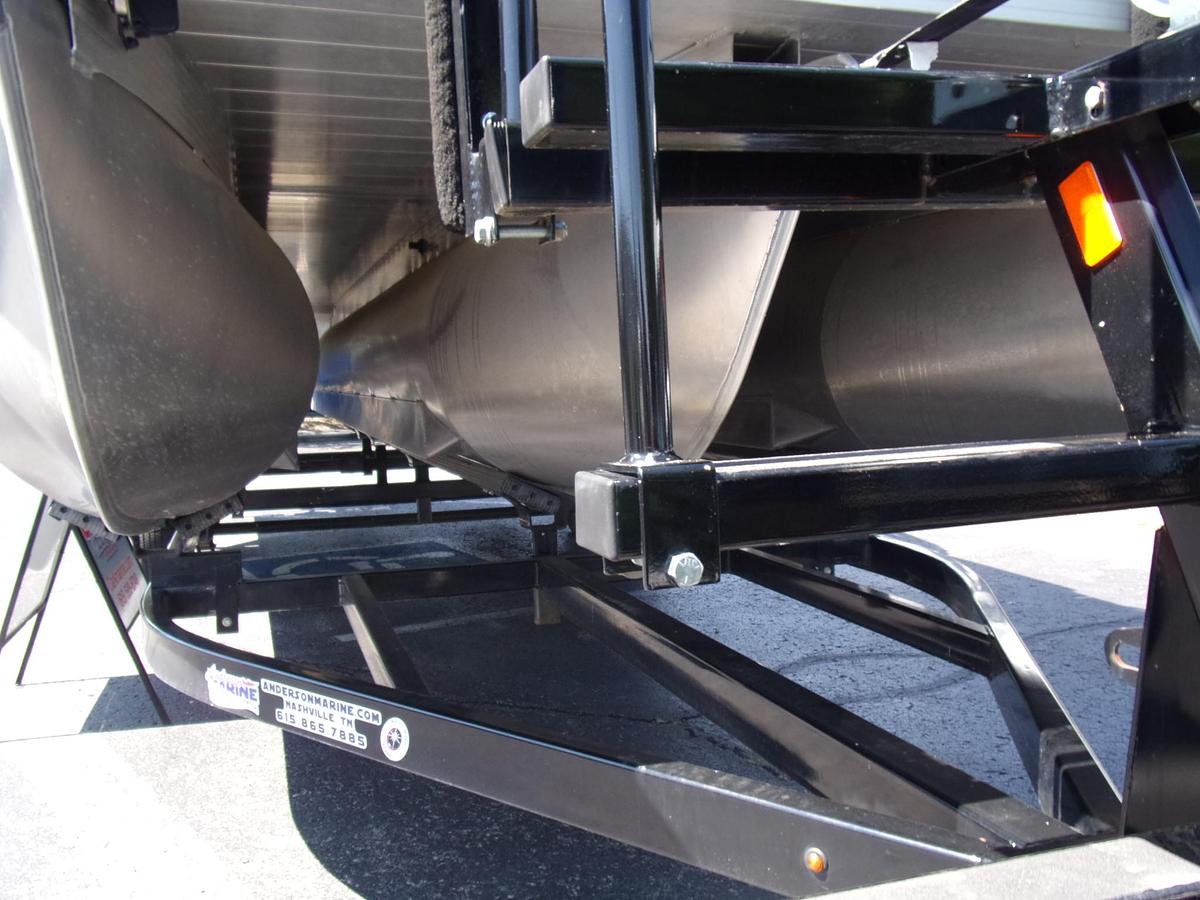 Used 2024 Veranda VF22F4 triple log with Yamaha F 150 LC and trailer