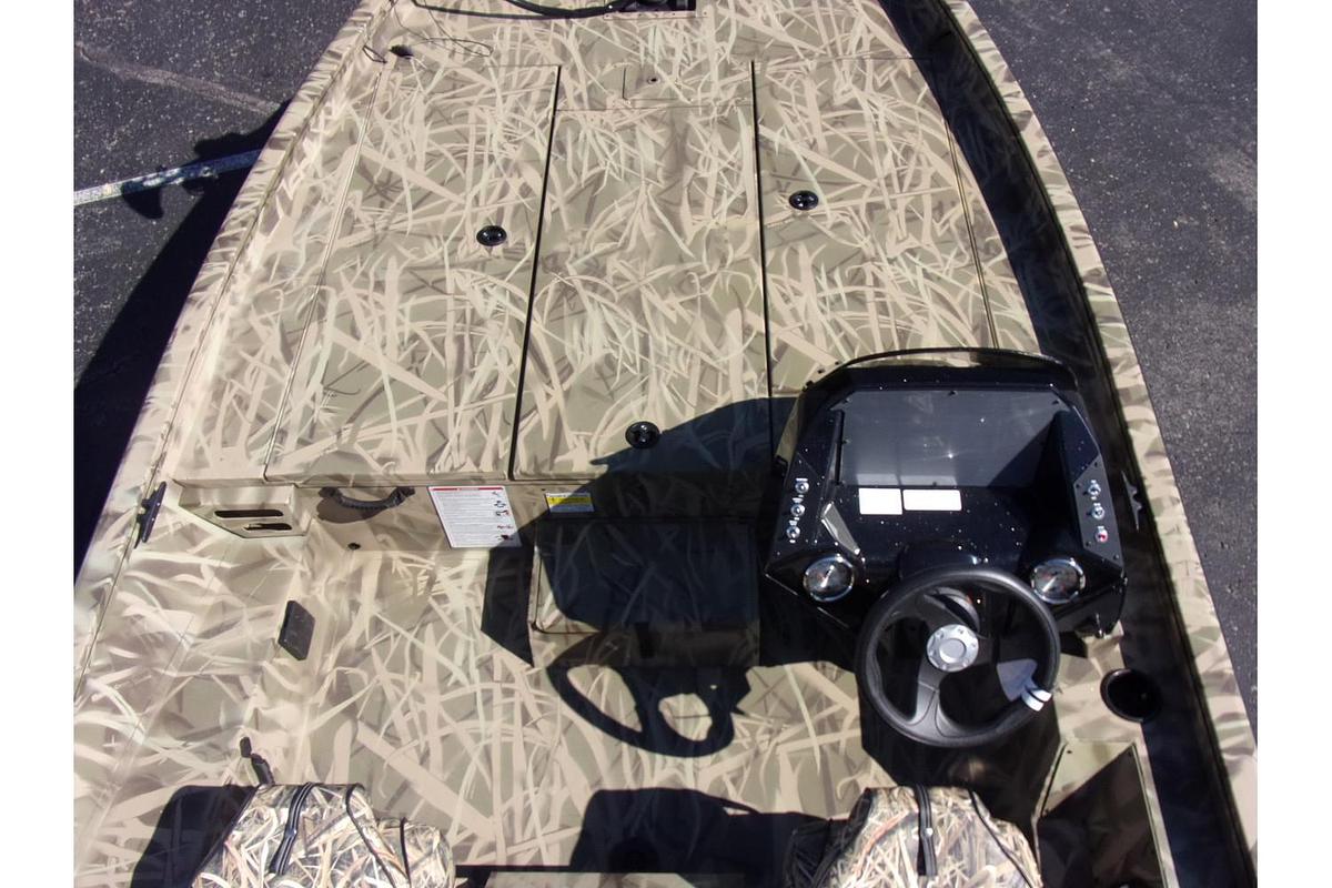 2025 Crestliner XF 189