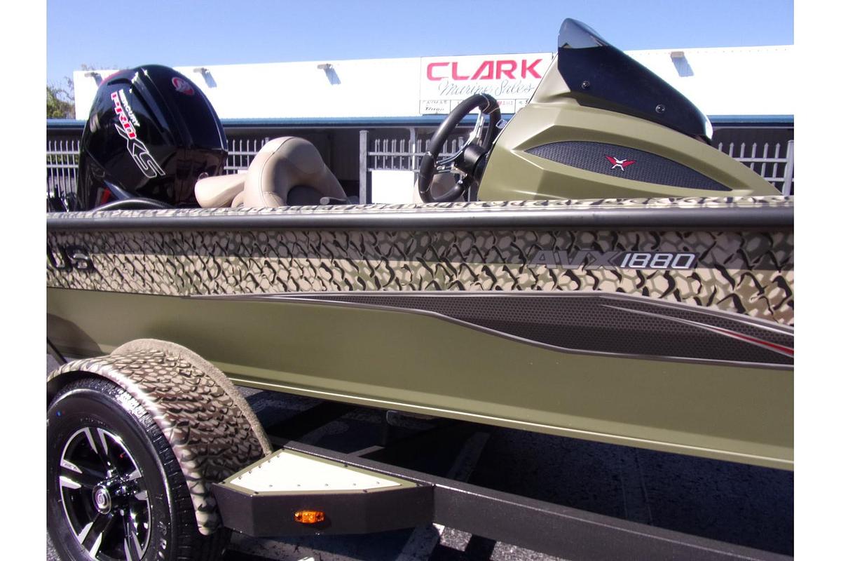 2026 Vexus AVX 1880 with Hex Vex camo