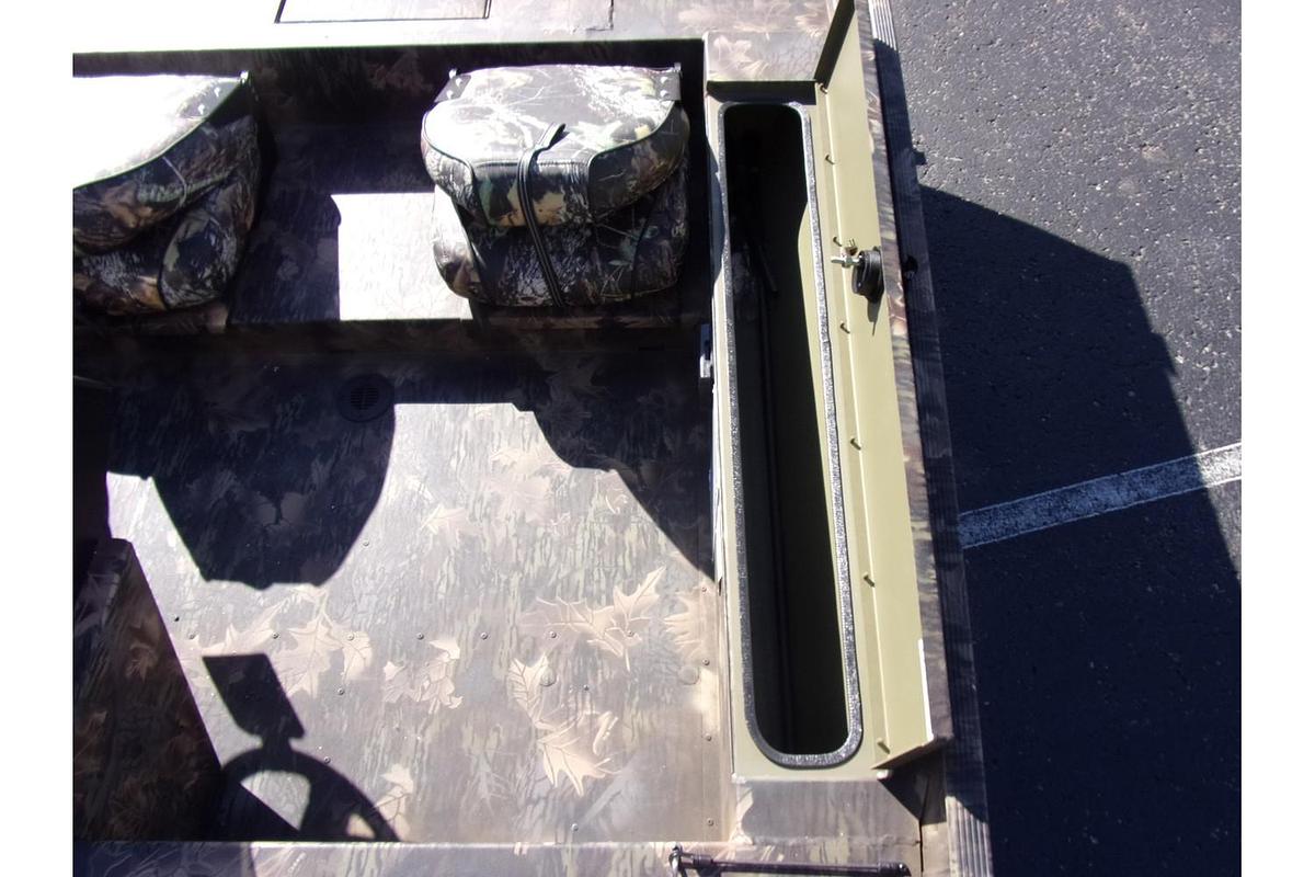 2025 Crestliner 1700 Storm jet drive