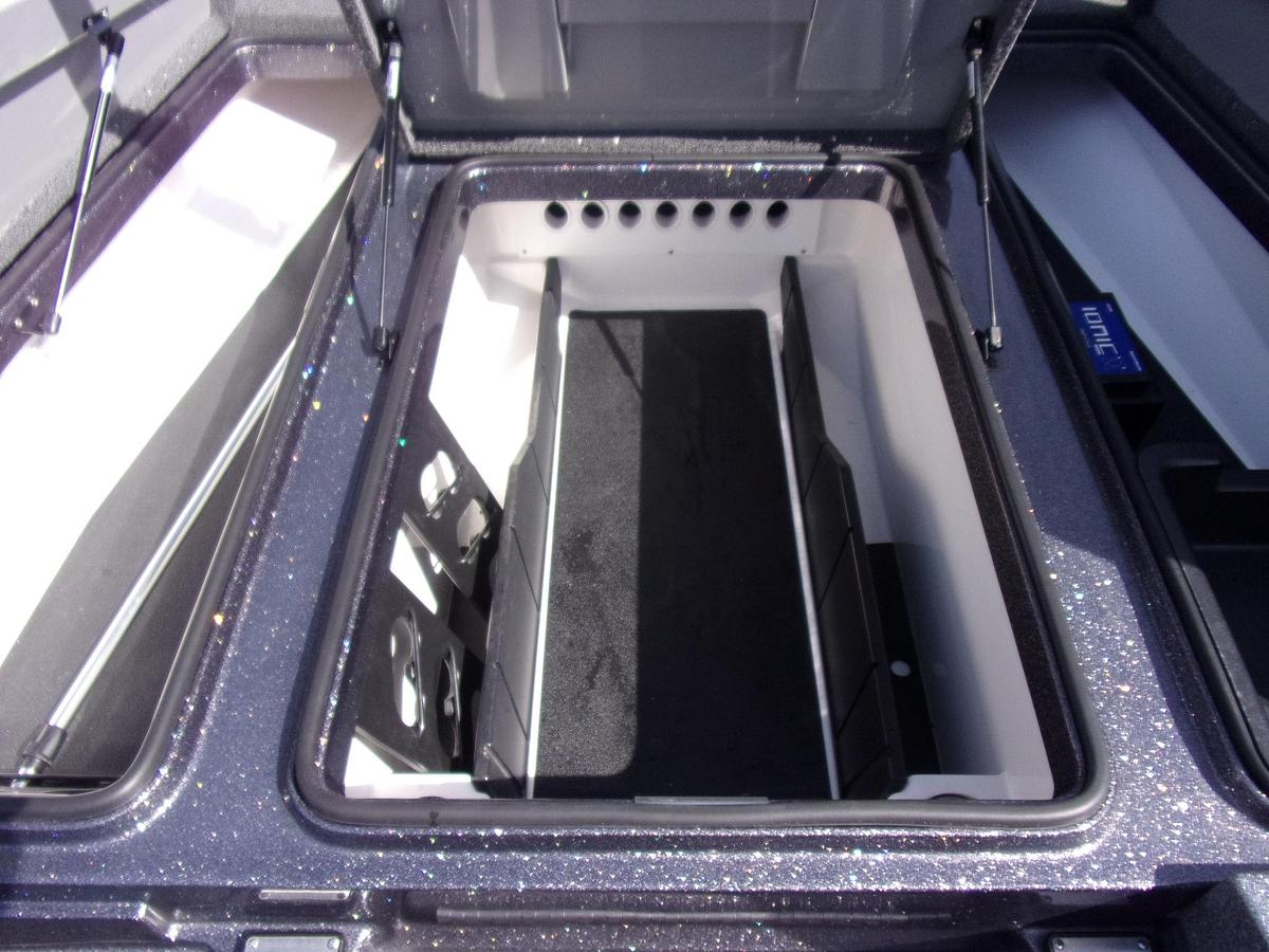 Used 2022 Caymas CX 2o Pro with Mercury 250 L Pro XS