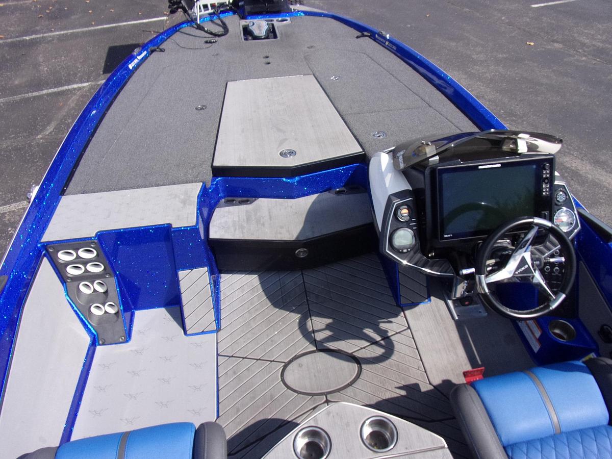 Used 2022 Vexus VX 21