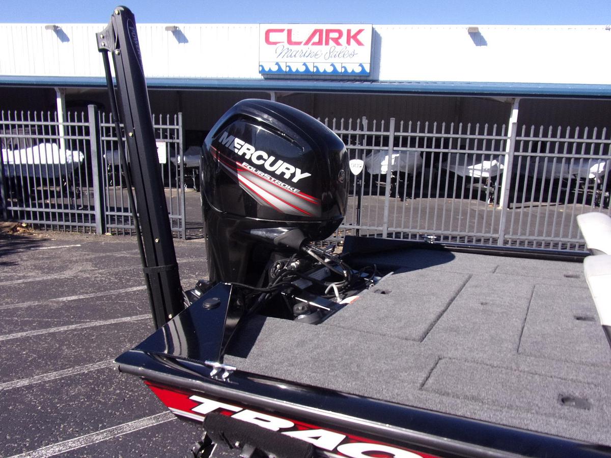 Used 2017 Tracker 175 TXW with Mercury 75 4-stroke, brand new carpet, Garmin 93 SV and Power Pole