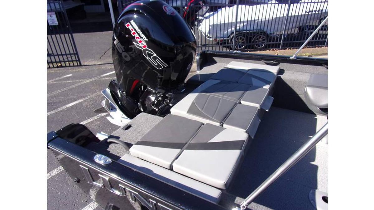 Used 2023 Lund 1875 Impact XS