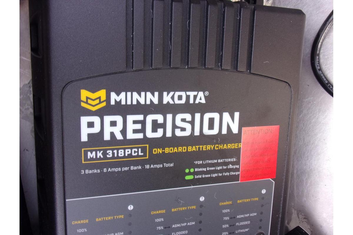 2025 Vexus AVX 1985 S