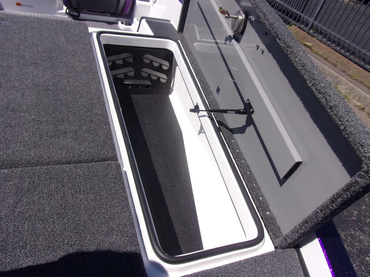 2027 Caymas CX 20 Pro with Mercury 250 L Pro XS