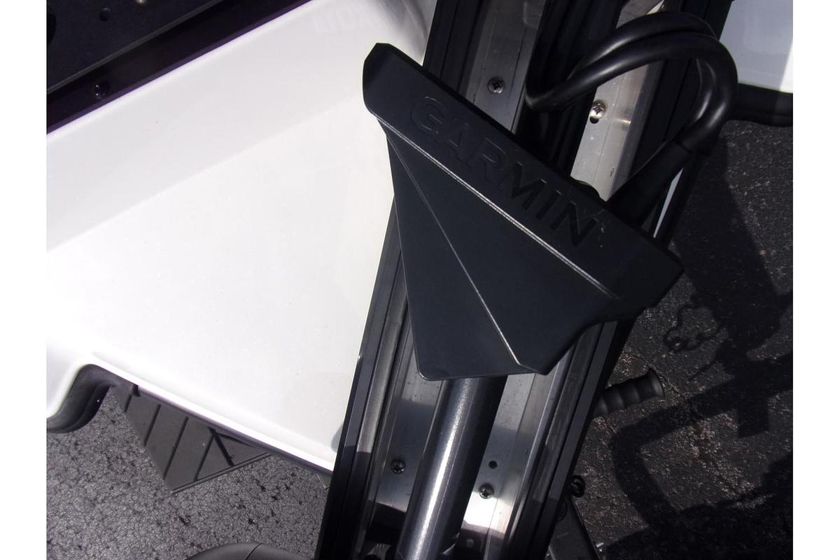 2020 Vexus Vexus VX20 with only 30 HOURS!