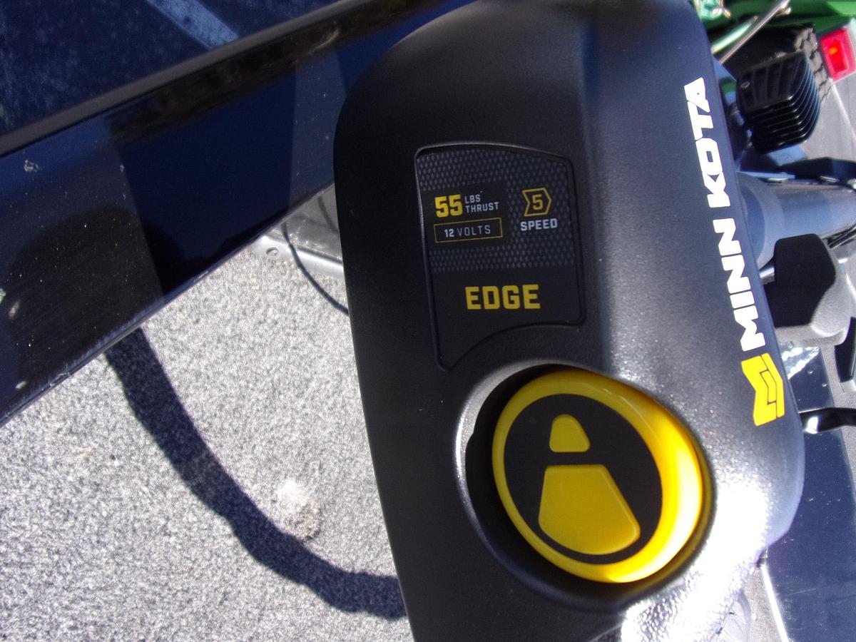 Used 2021 Lowe 175 C Stinger with Mercury 60 CT and engine warrnanty until Feb. 2029
