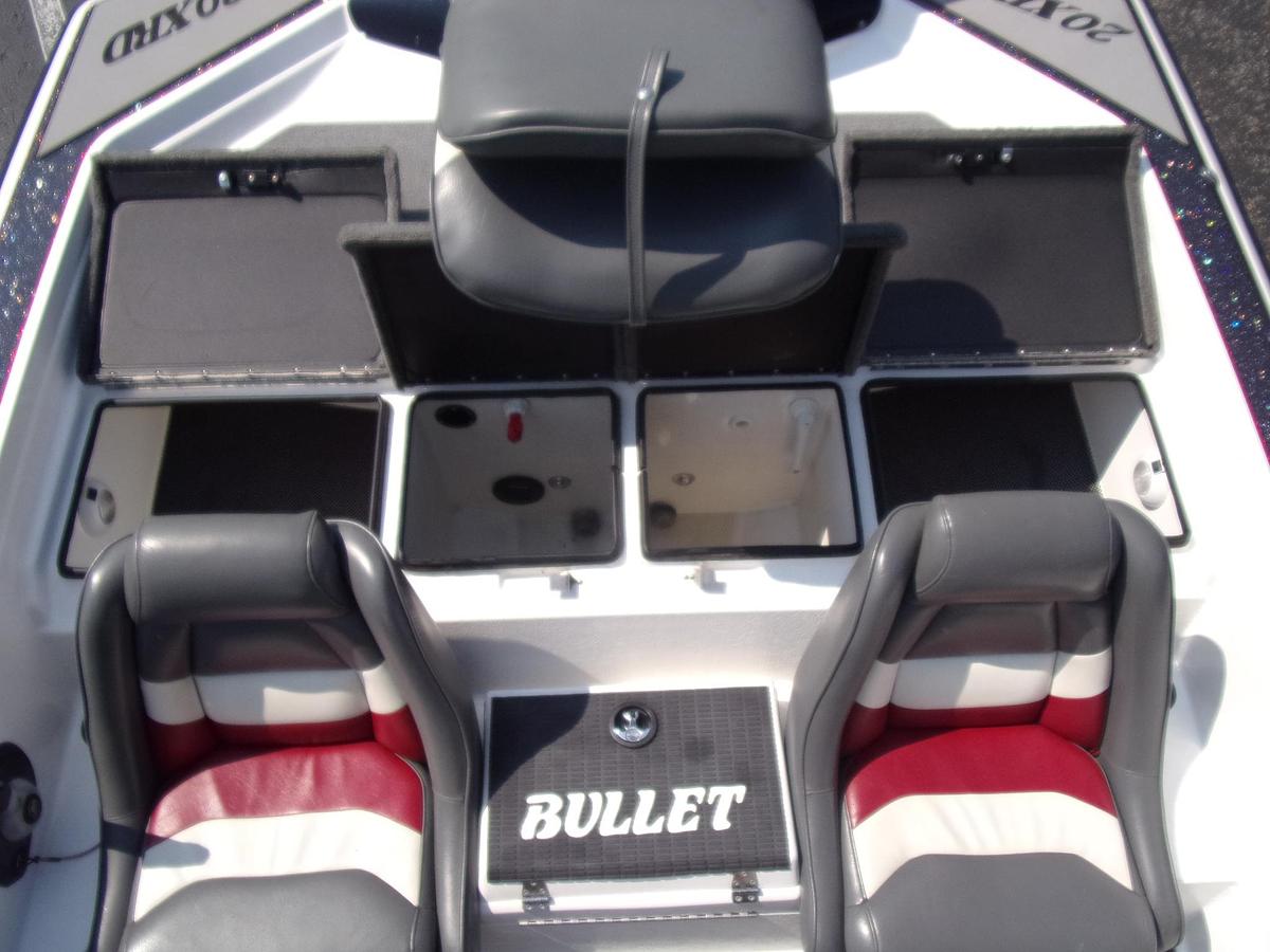Used 2017 Bullet 20 XRD - with Spot Lock, turret pole, 3 units, Livescope and more