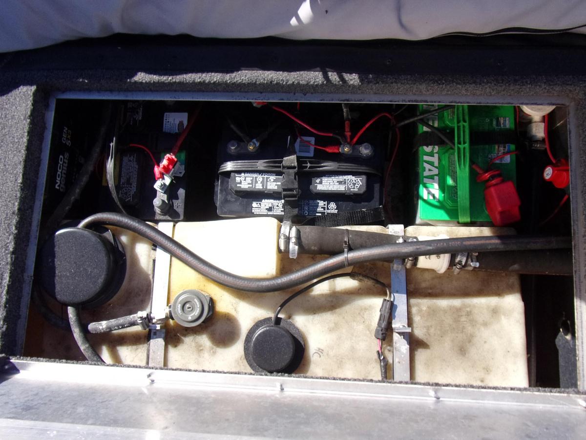 Used 2021 Lowe 175 C Stinger with Mercury 60 CT and engine warrnanty until Feb. 2029