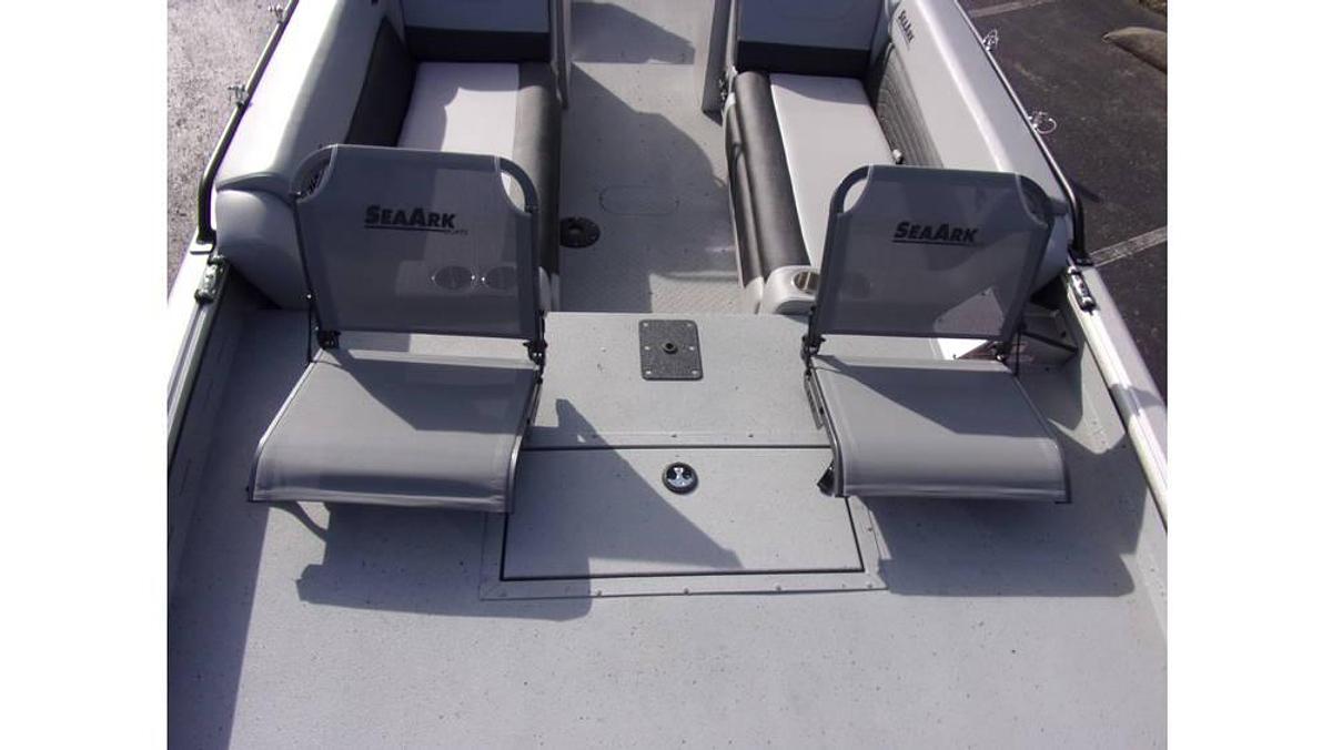 2026 SeaArk Big Easy with a Suzuki DF 250 SS