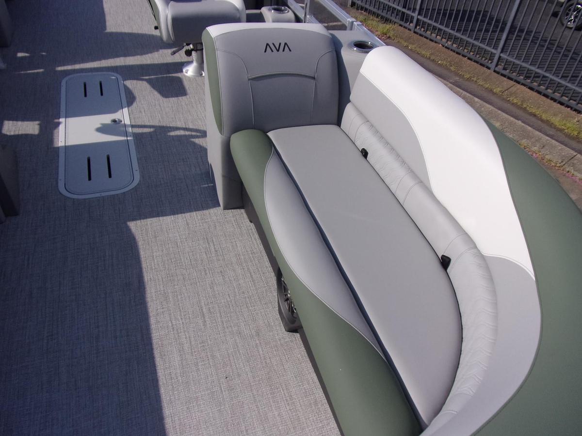 2026 Avalon Venture 85 Quad triple log with trailer