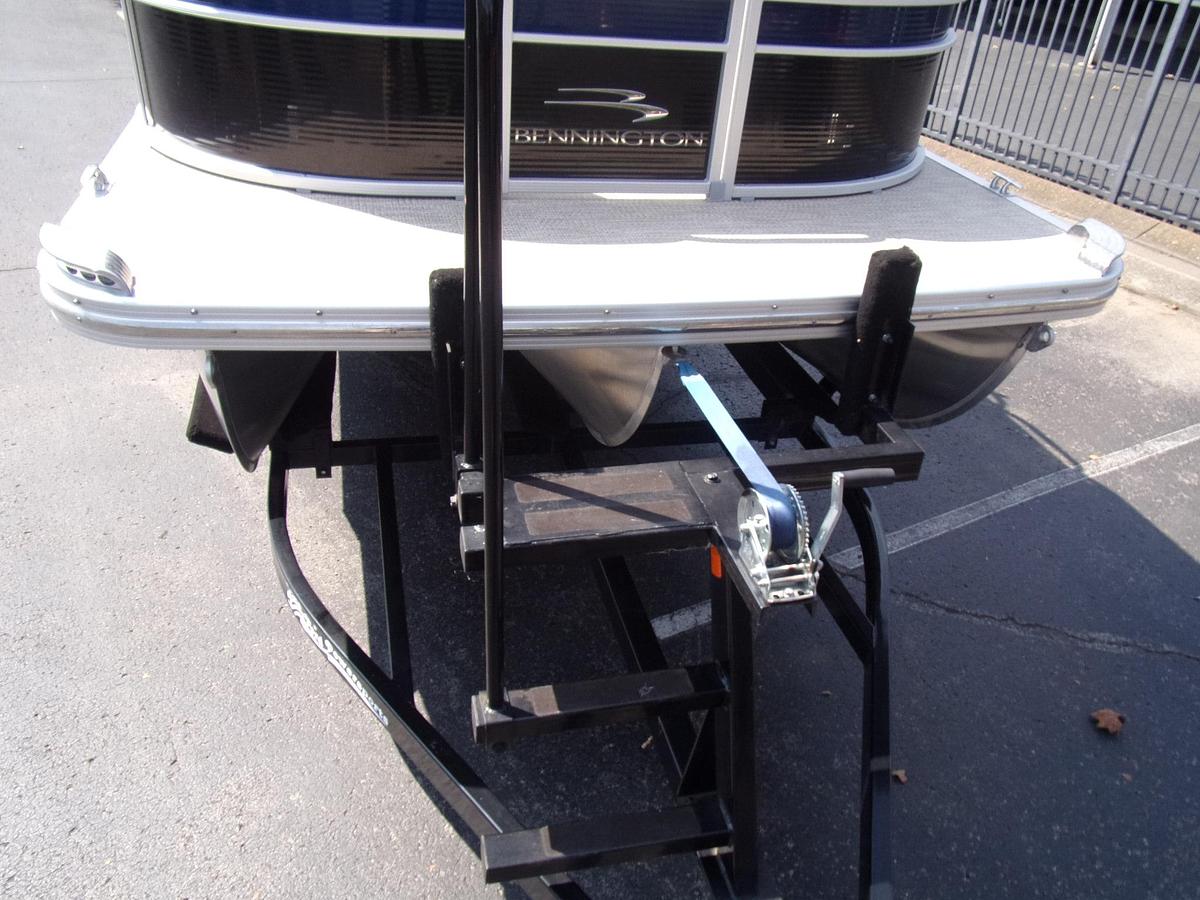 Used 2015 Bennington G 22 Triple Log with Yamaha 150 4-stroke